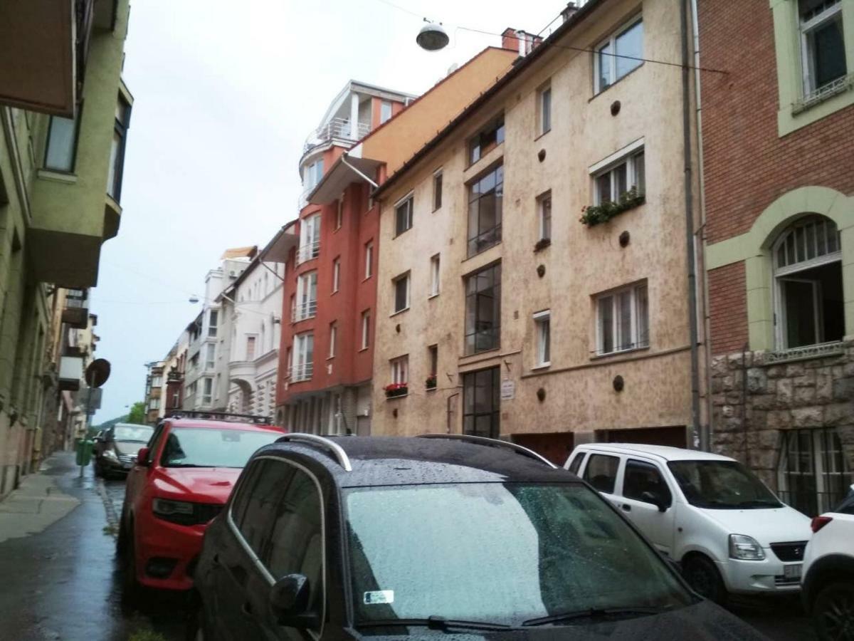 Zsuzsa Apartman بودابست المظهر الخارجي الصورة
