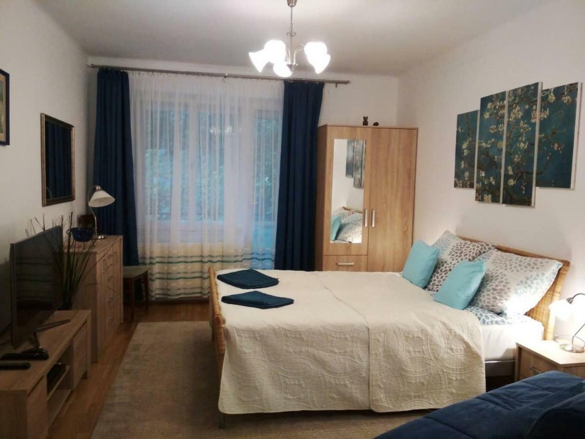 Zsuzsa Apartman بودابست المظهر الخارجي الصورة