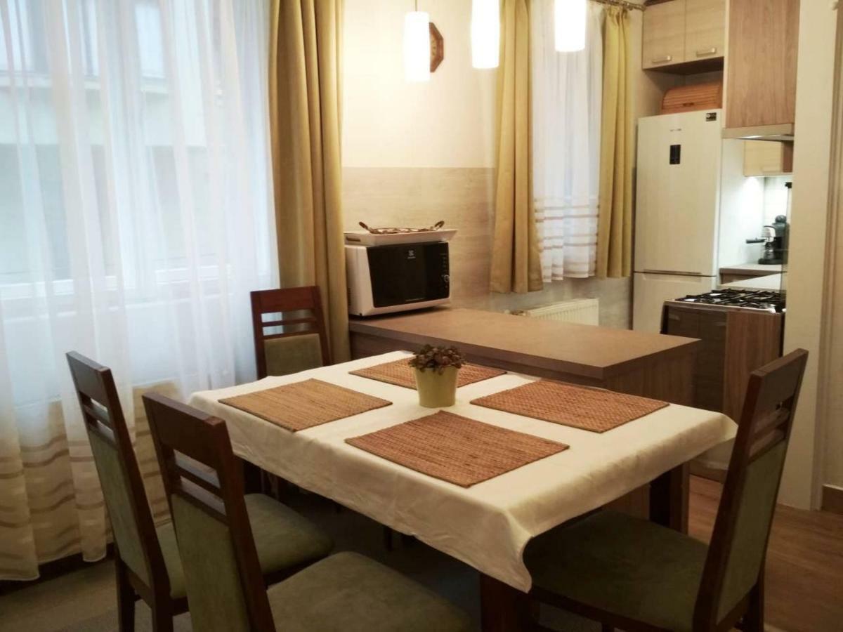 Zsuzsa Apartman بودابست المظهر الخارجي الصورة