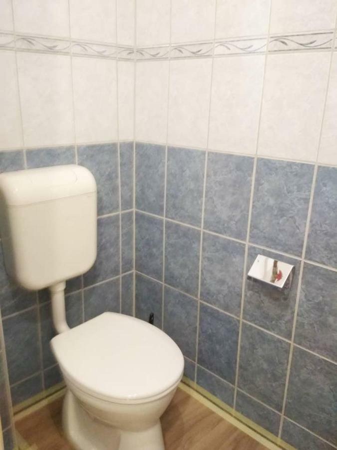 Zsuzsa Apartman بودابست المظهر الخارجي الصورة
